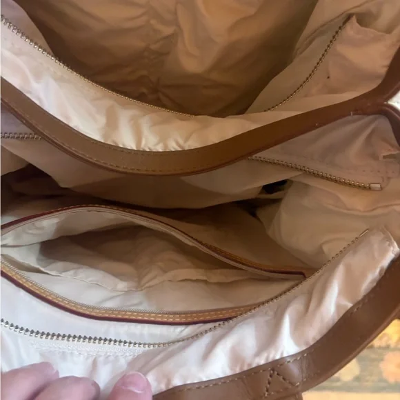 MZ Wallace 2 zip compartment with extra ouch crossbody or shoulder bag. - Picture 5 of 12